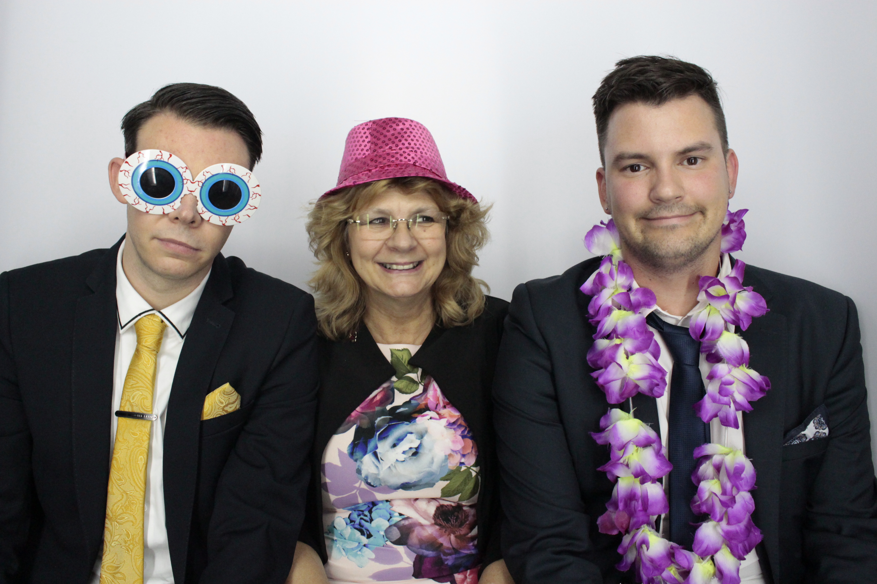 Chelsea & Matthew's Wedding | View more photos from the event at gallery.myphotoboothexperience.co.uk/u/MyPhotoBoothExperienceLtd/Chelsea-Matthews-Wedding